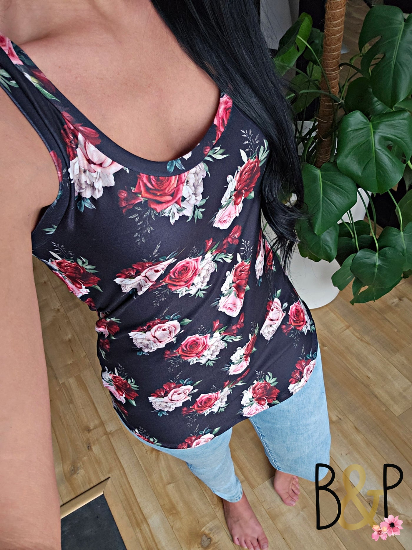 Camisole petits rosiers rouges