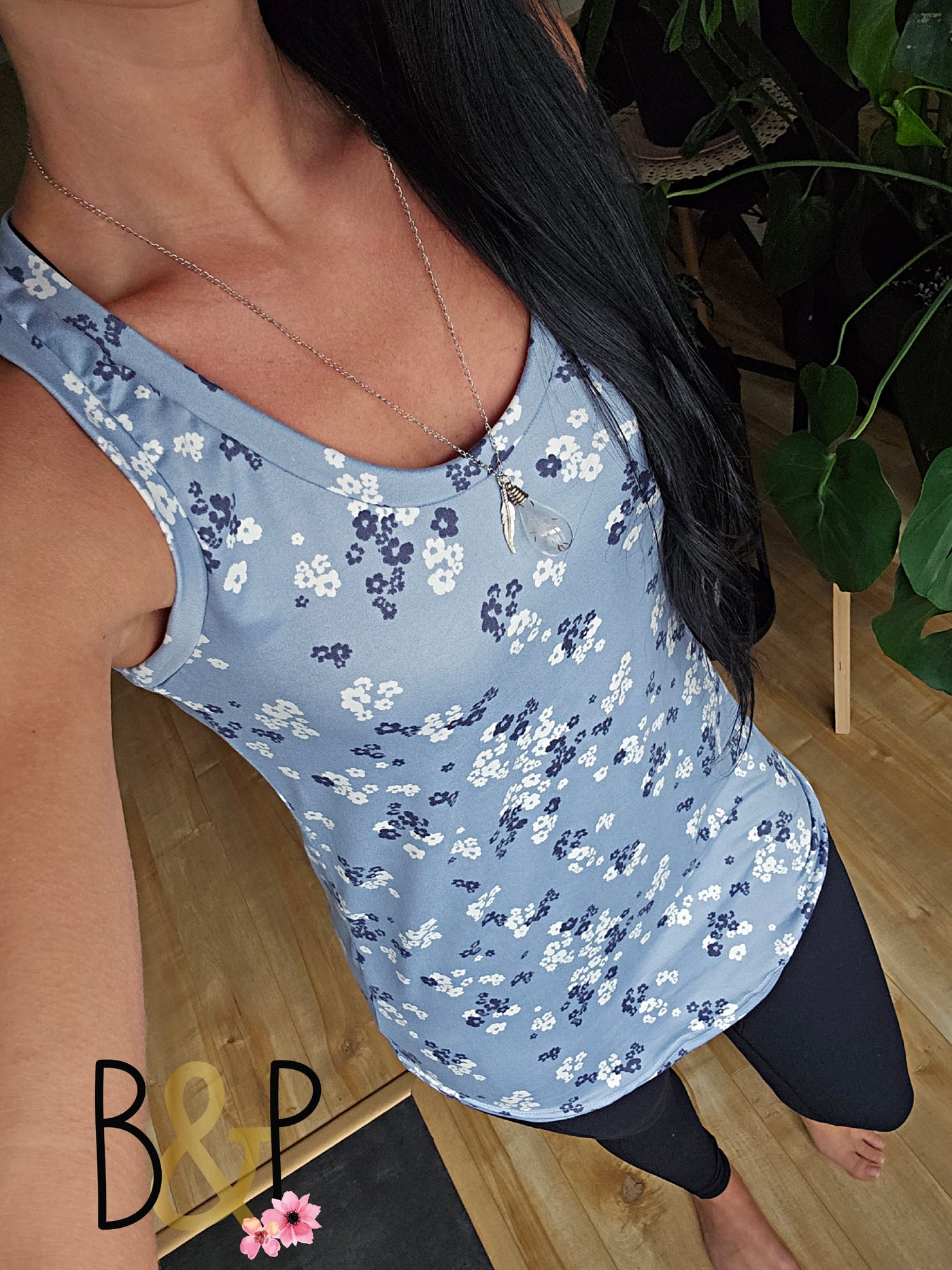 Camisole petites fleurs bleues