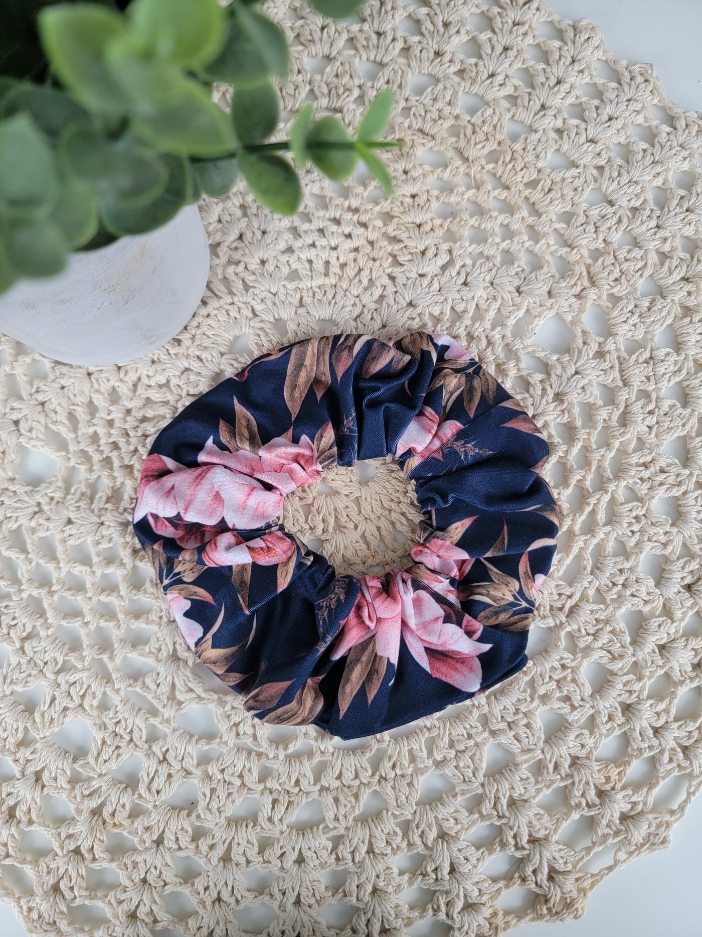 Chouchou pivoine marine