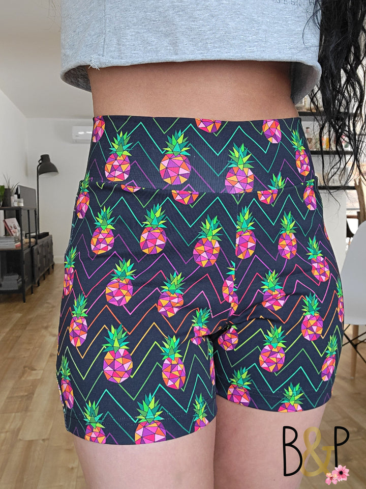 Short ananas flash