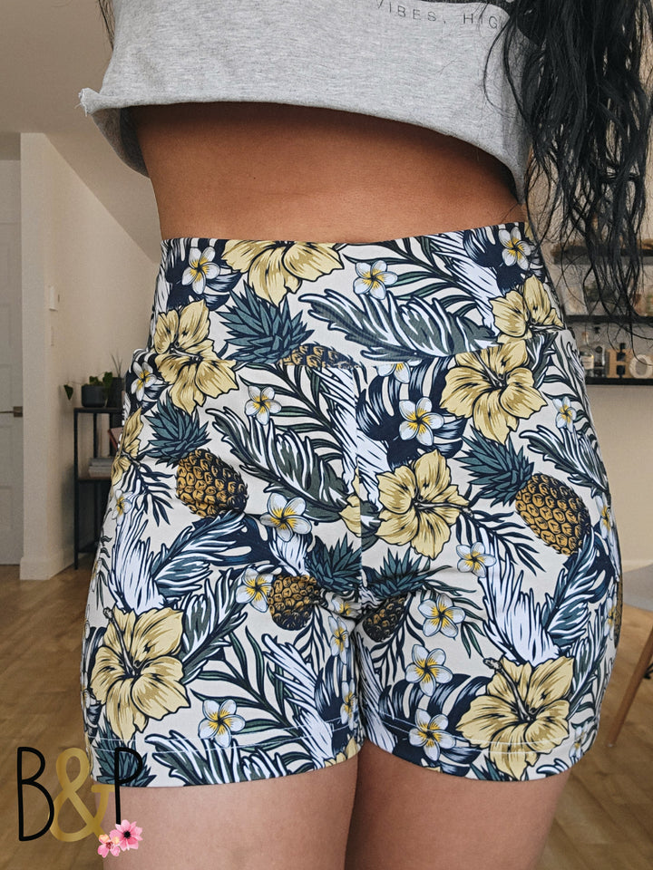 Short ananas & hibiscus