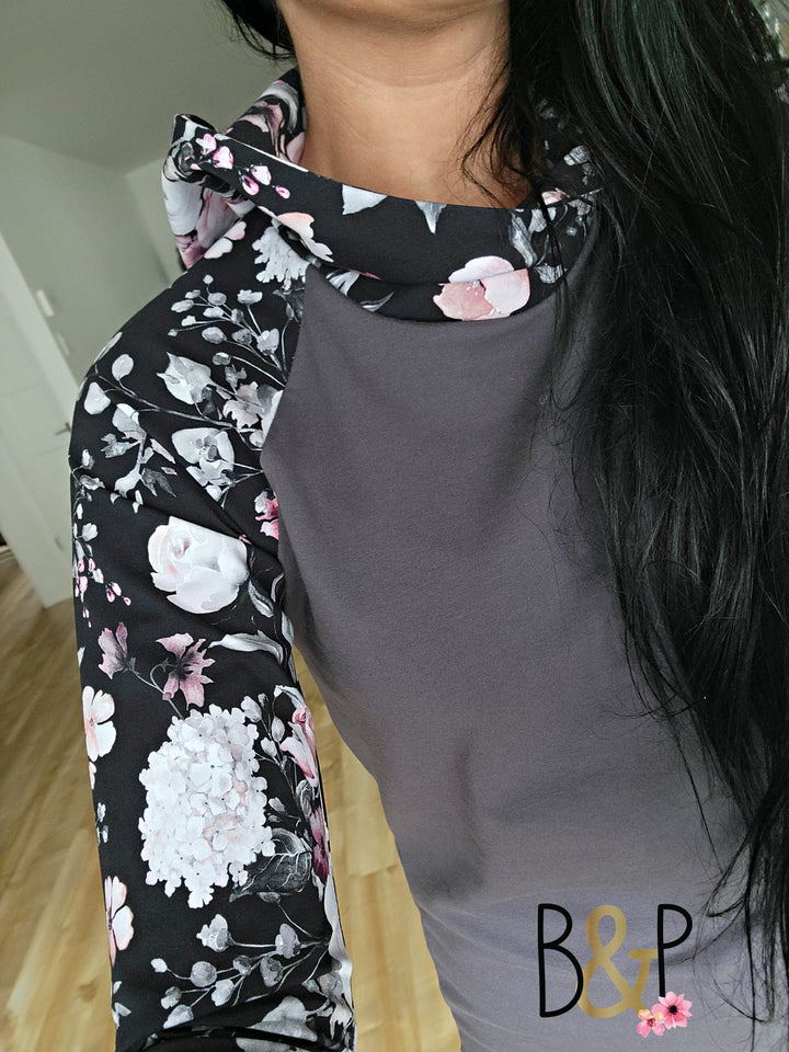 Hoodie floral sur noir & gris