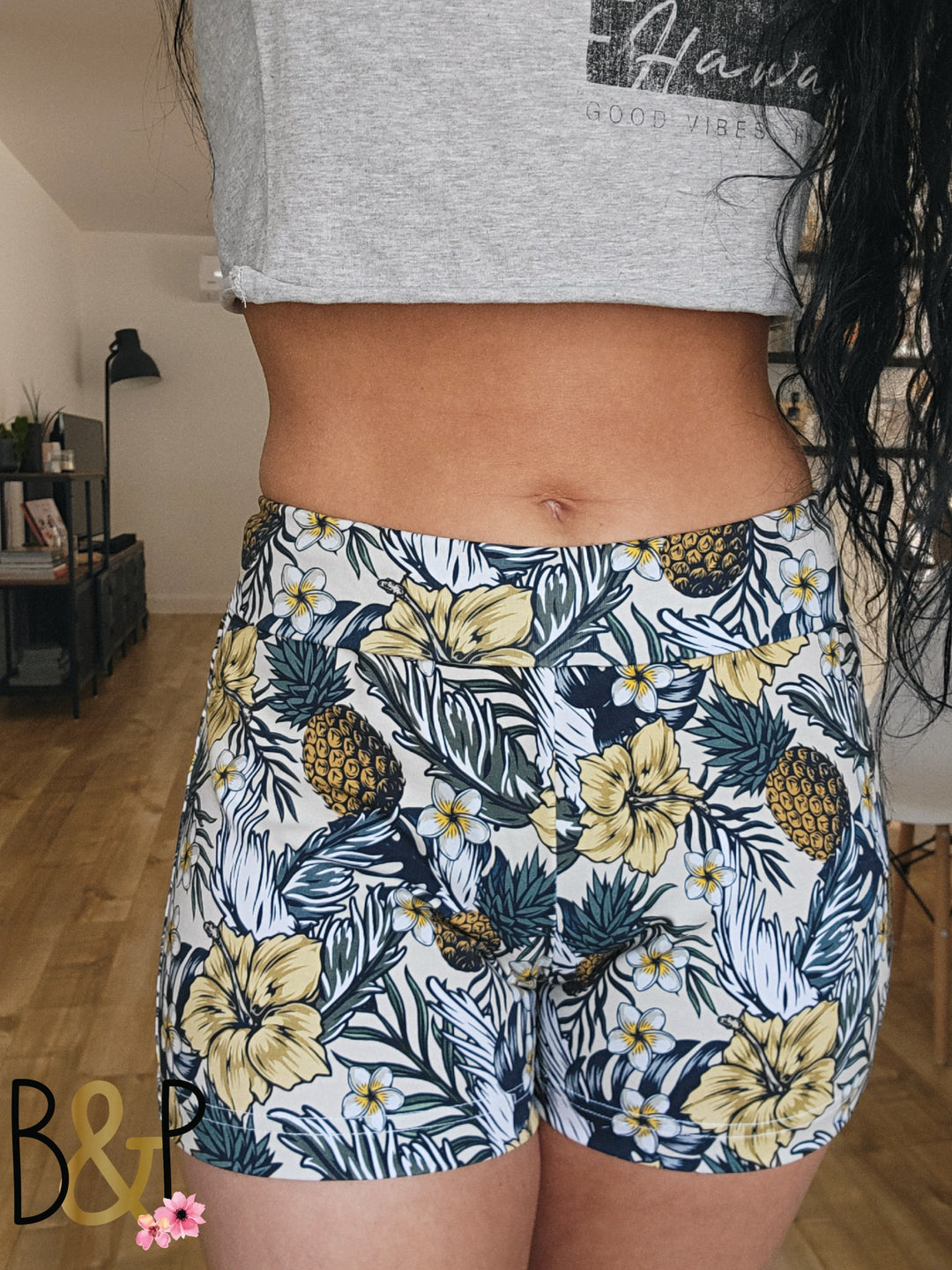 Short ananas & hibiscus