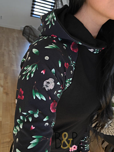 Hoodie petites fleurs rouges